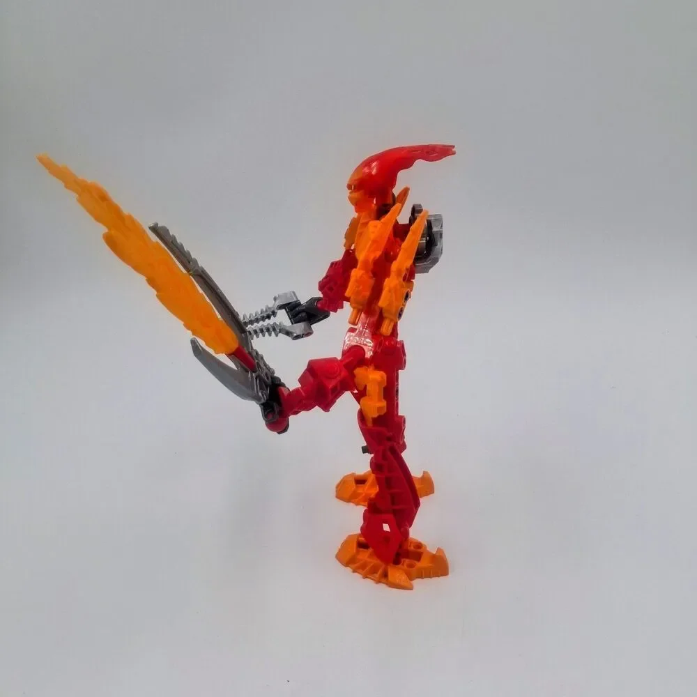 LEGO Bionicle 8979 Malum Has Canister And Manual *Not Complete* Missing 2 Pieces